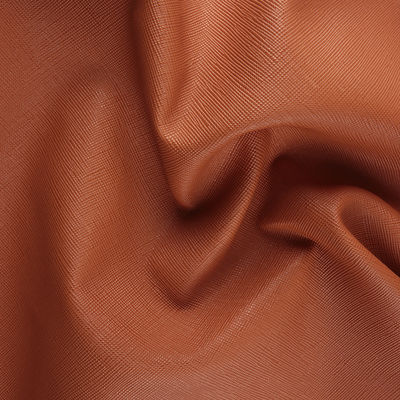 1.0mm Tejido de PVC de fondo cepillado Saffiano clásico Bolso de mano de cuero Bolso de equipaje Sofá Accesorios de muebles