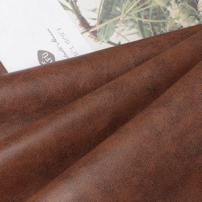 1.0mm Cuero de PVC para bolsas Sofá resistente a los arañazos Cuero falso Pinceo de aceite retro