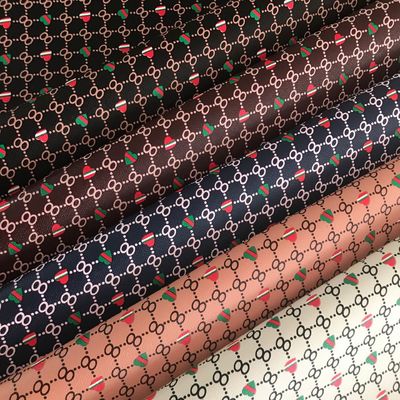 Impreso en forma de corazón Número 8 PVC Bolsas de cuero falso Bolso Cartera Capa telefónica Package Box Tejido de cuero