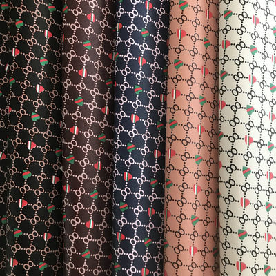 Impreso en forma de corazón Número 8 PVC Bolsas de cuero falso Bolso Cartera Capa telefónica Package Box Tejido de cuero