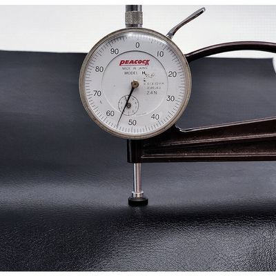 PVC 882 Cuero sintético en relieve de piel de vaca para tapicería de muebles