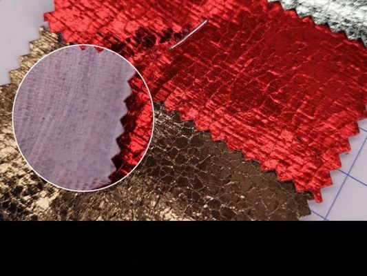 PVC de grano de cocodrilo Tejido de cuero sintético Refractado Estiramiento a prueba de agua para cartera Calzado portátil Bolso de sofá Muebles de uso