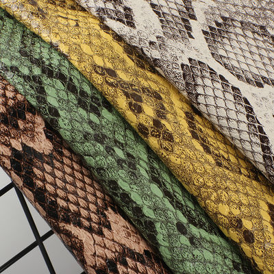 Cuero sintético de PU con 0,8 mm de grosor, 137 cm de ancho y 24 muestras de color para bolsos, zapatos y muebles