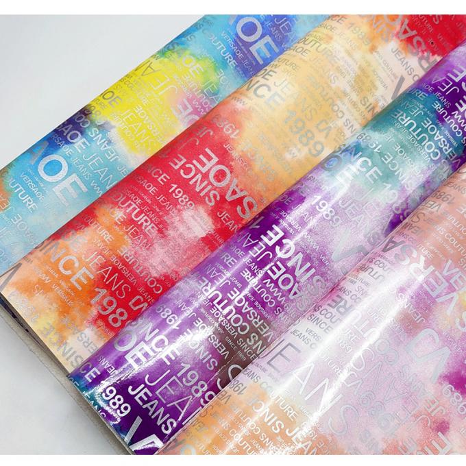 PU Rainbow Letter Print Magazine Diseño de cuero sintético impermeable Tejido de cuero falso para bolsas de equipaje Muebles cosméticos/sofá 7